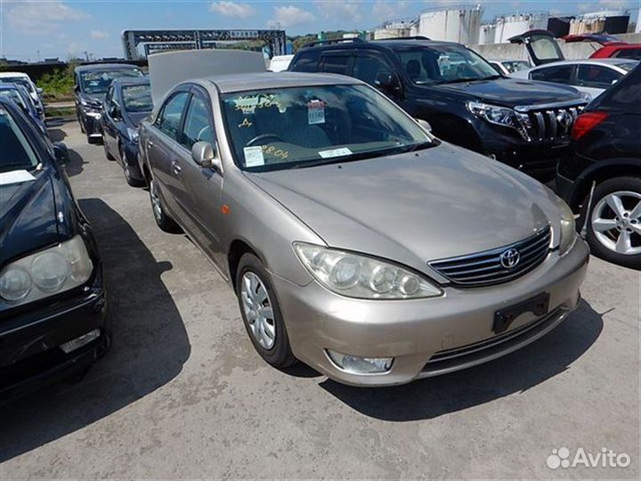 Петля дверная задняя правая Toyota Camry ACV30