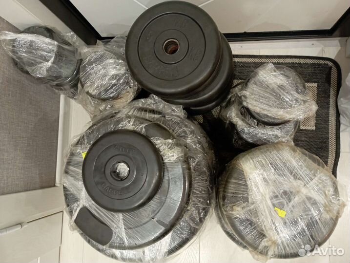 Блины, грифы, гантели, штанги