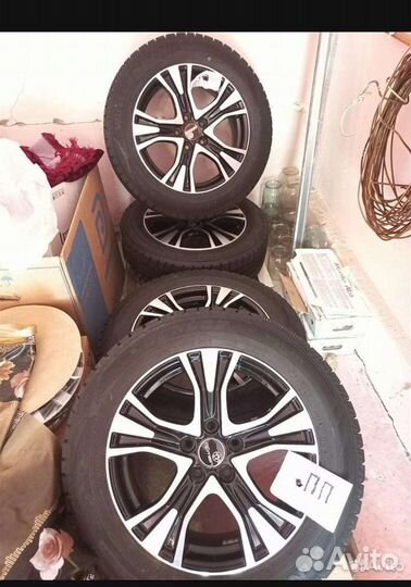 Шины на литых дисках