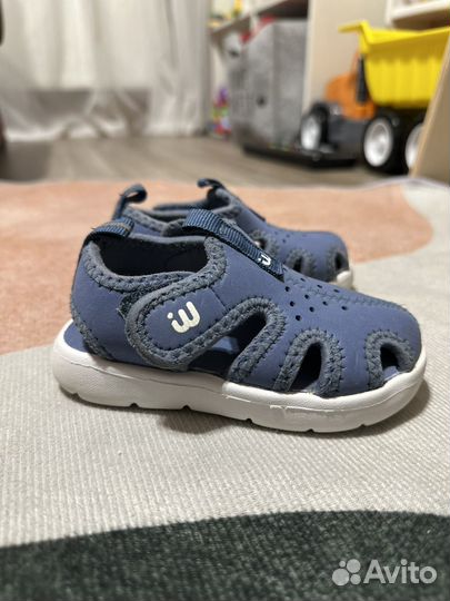 Сандалии для мальчика 23 р