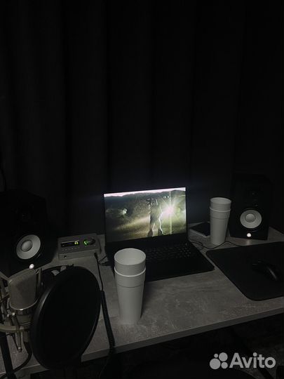 Студия звукозаписи Hollywood Hills