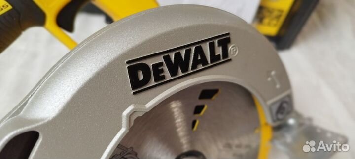 Аккумуляторная дисковая пила dewalt DCS570NT