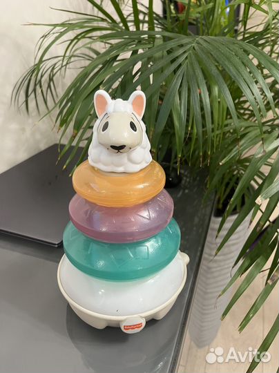 Пирамида fisher-price, лама