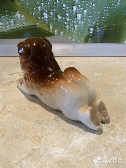 Фарфоровая статуэтка собака лфз