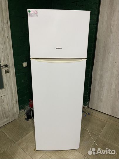 Холодильник 170см+доставка