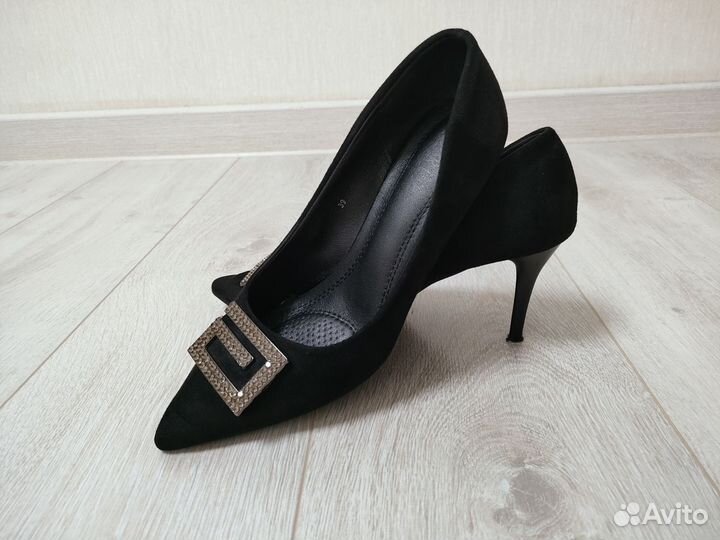 Туфли и босоножки 39 размер