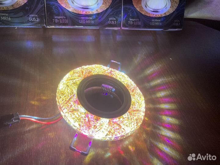 Встраиваемый светильник с LED подсветкой бел.фиол