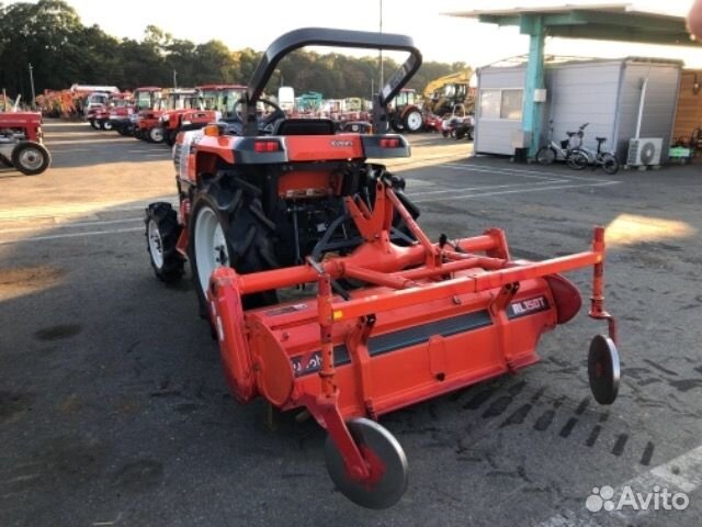 Мини-трактор Kubota T22, 2009