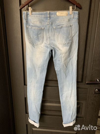 Джинсы