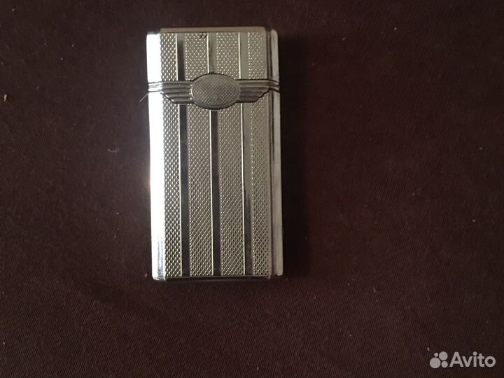 Зажигалка, привезена с Парижа- не рабочая