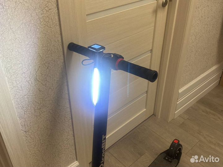 Электросамокат iconbit