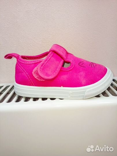 Сандалии для девочки 20
