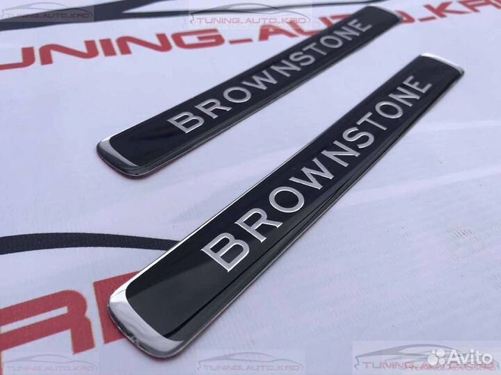 Эмблема Toyota Land Cruiser 200 Q7245