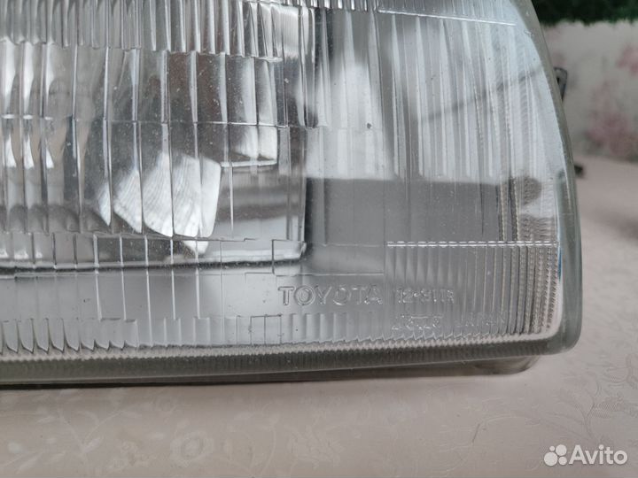 Фара правая 12-311R Toyota Corolla Sprinter