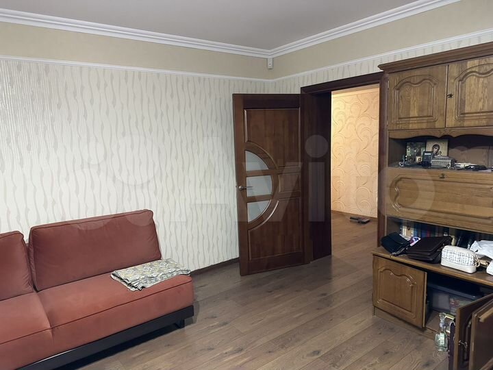 2-к. квартира, 76 м², 2/6 эт.