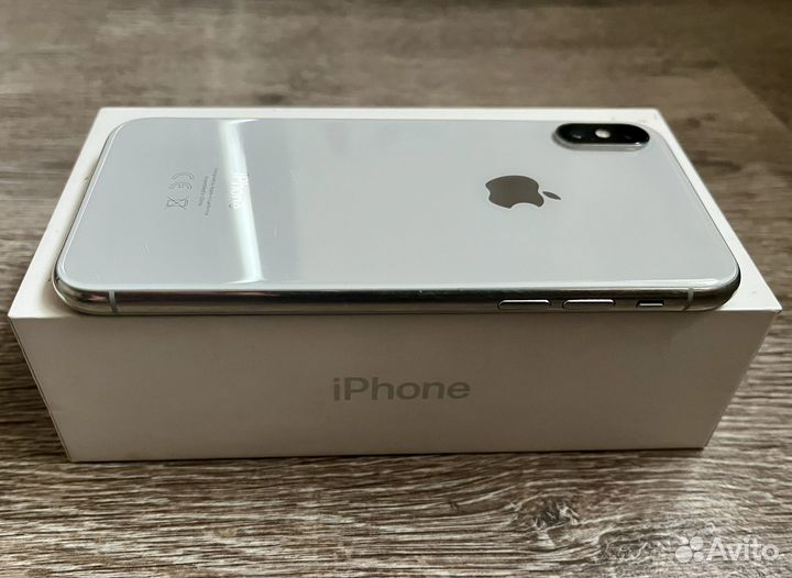 iPhone X, 256 ГБ