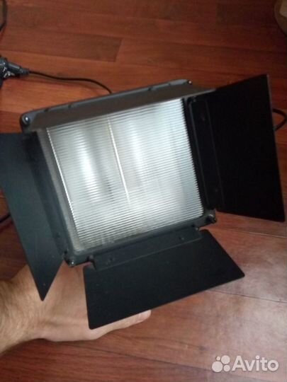 Профессиональный прожектор Kaiser 3024SGK Германия