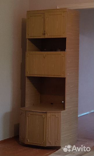 Шкаф и сервант