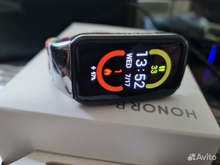 Смарт часы honor Band 6 с ремешками