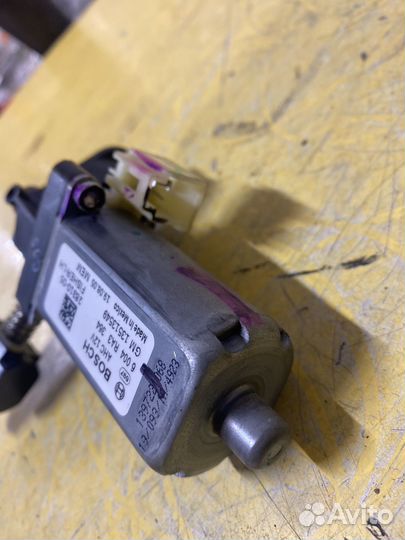 Chevrolet camaro zl1 моторчик управления сидением