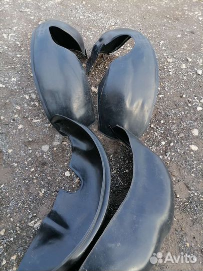 Подкрылки на Chery Tiggo