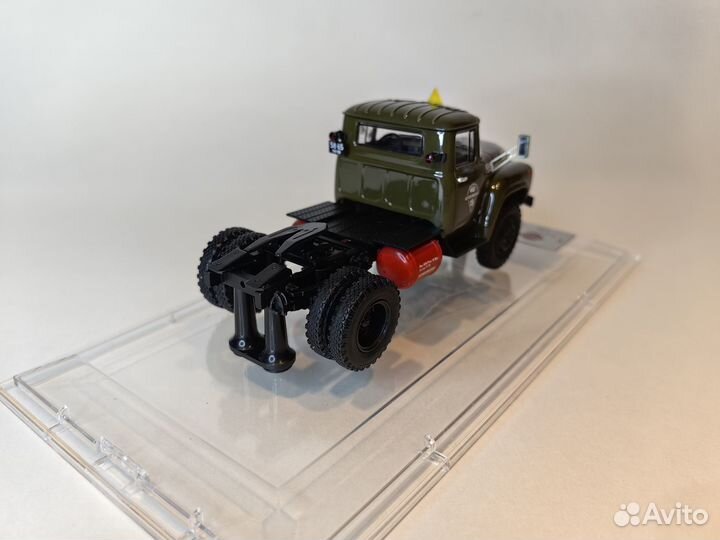 Масштабная модель Седельный тягач зил-130В1, 15-й