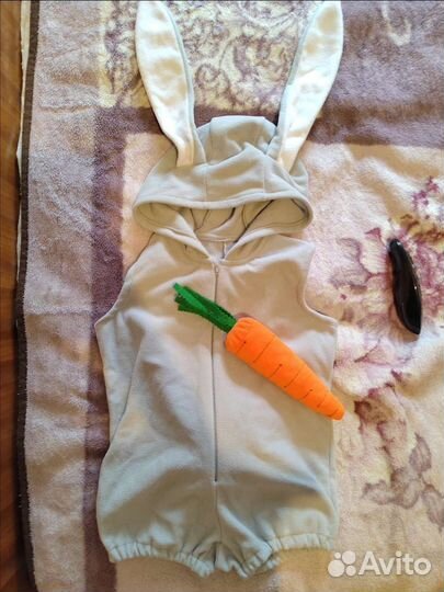 Новогодний костюм зайчика