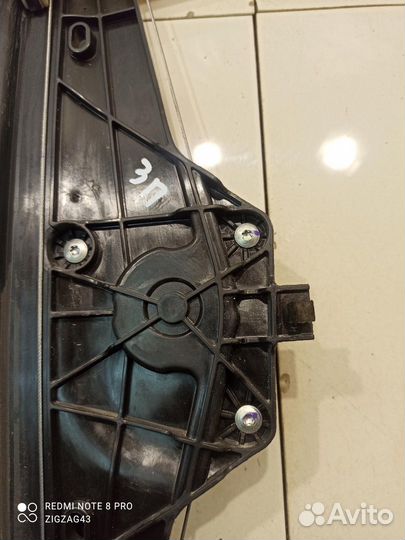 Стеклоподъёмник (задний, правый) (Peugeot 3008)