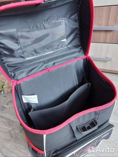 Рюкзак школьный,новый