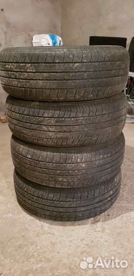 Yokohama BluEarth E70 215/60 R16