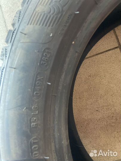 Michelin X-Ice North 4 215/55 R18 99T