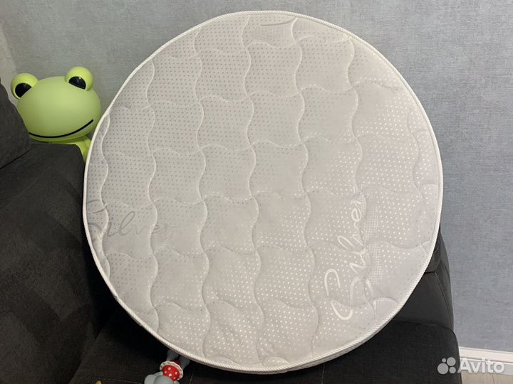 Матрас детский круглый в кроватку