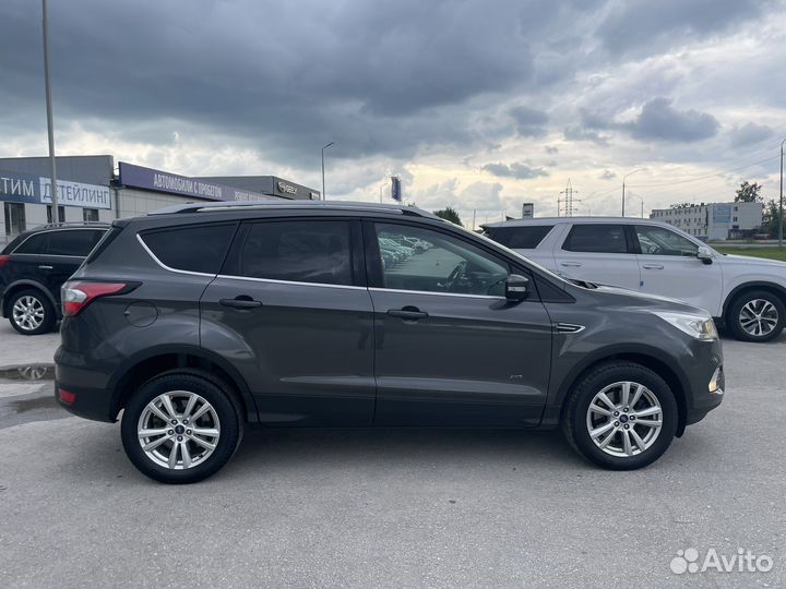 Ford Kuga, 2017