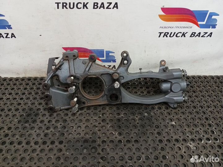 Кронштейн буксировочный левый Daf XF106