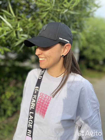 Karl lagerfeld кепка