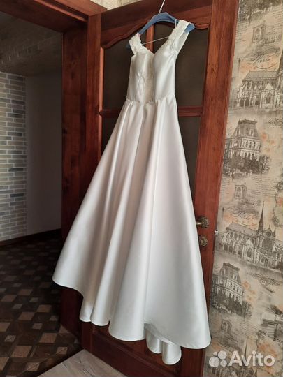 Свадебное платье 42 размер