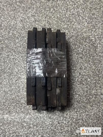 Тормозные колодки передний honda legend