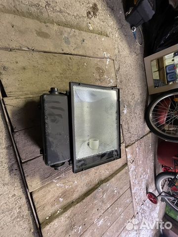 Прожектор уличный 400W