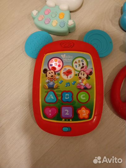 Развивающие игрушки музыкальные