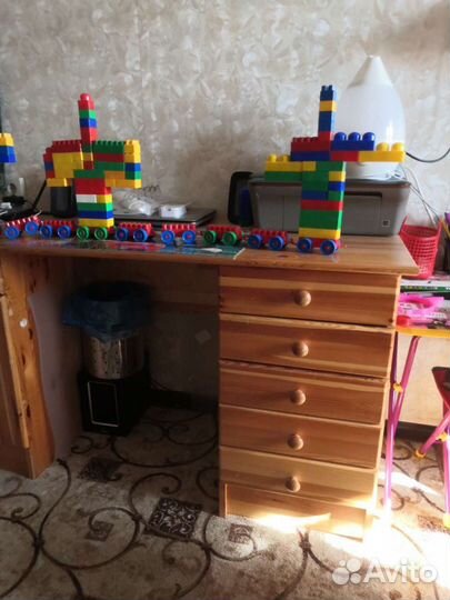 Письменный стол