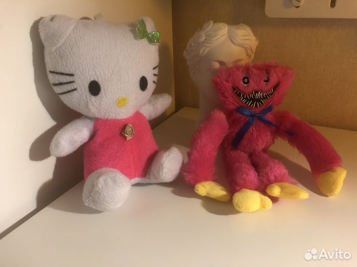 Игрушка Hello Kitty и Huggy Wuggy