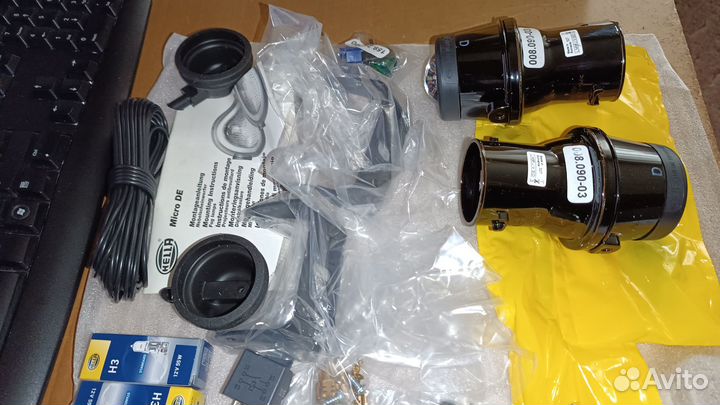 Противотуманные галогеновые фары Hella