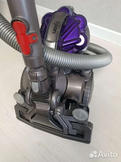 Пылесос dyson дайсон