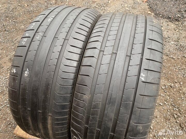 Pirelli P Zero PZ4 285/40 R22