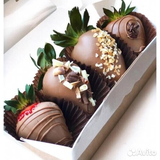 Фрукты в шоколаде