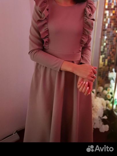 Платье женское 42 44