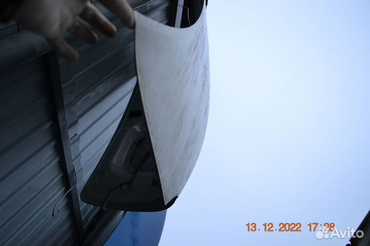 Крышка багажника Toyota Avensis Т250 2007г