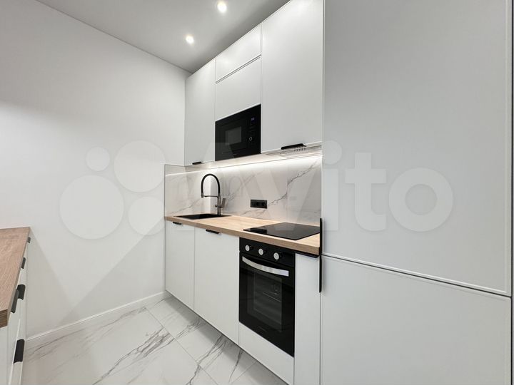 2-к. квартира, 40 м², 19/32 эт.