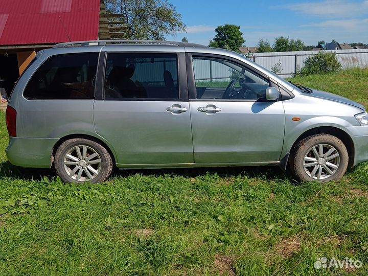 Mazda MPV 2.0 МТ, 2002, 260 000 км