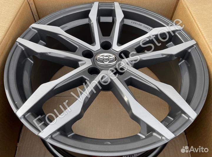 Диски Toyota Camry 70 R18